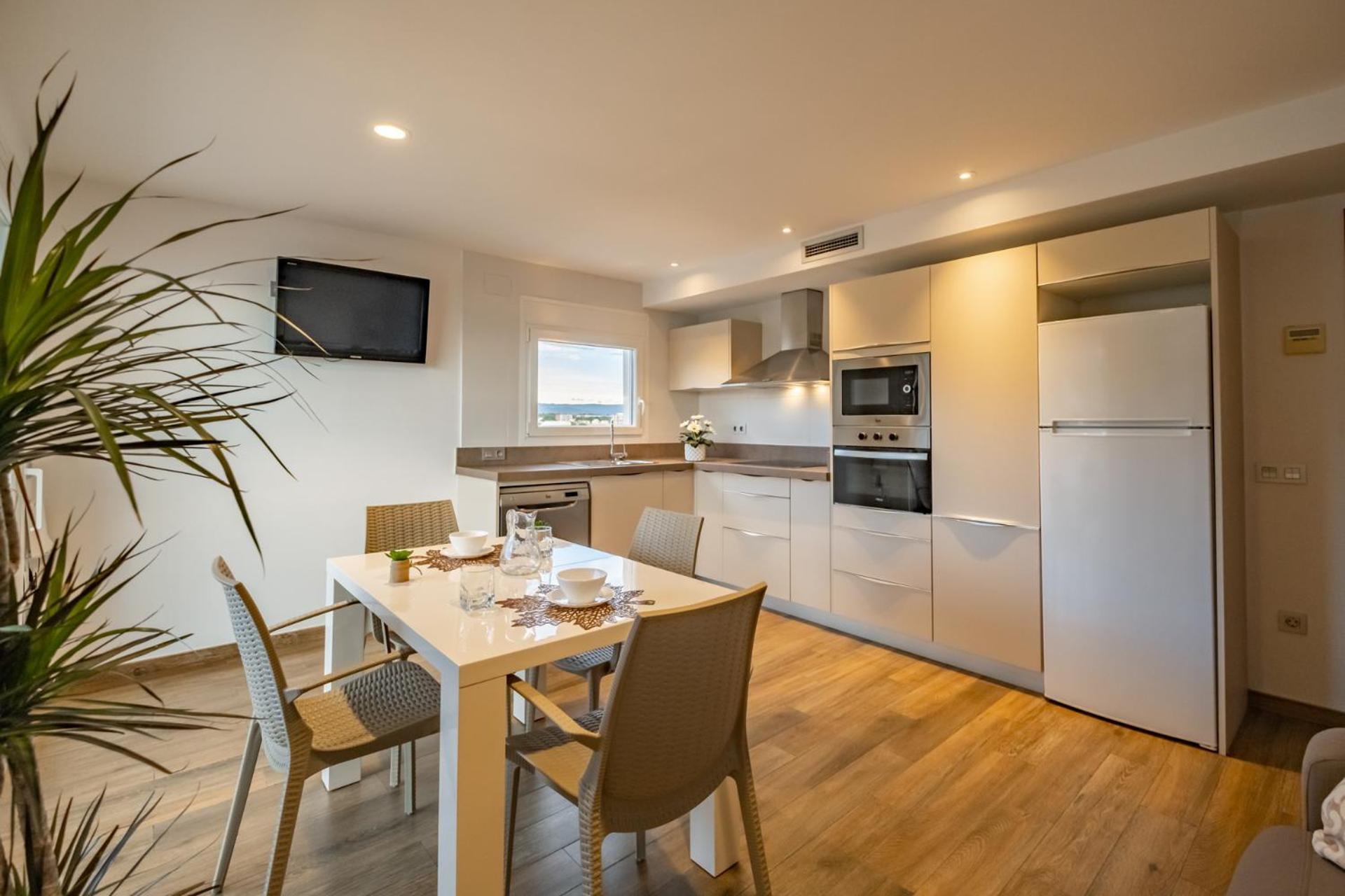 Apartamento Con Terraza, Vistas Playa Y Montana L'L'Hospitalet de l'Infant Eksteriør bilde