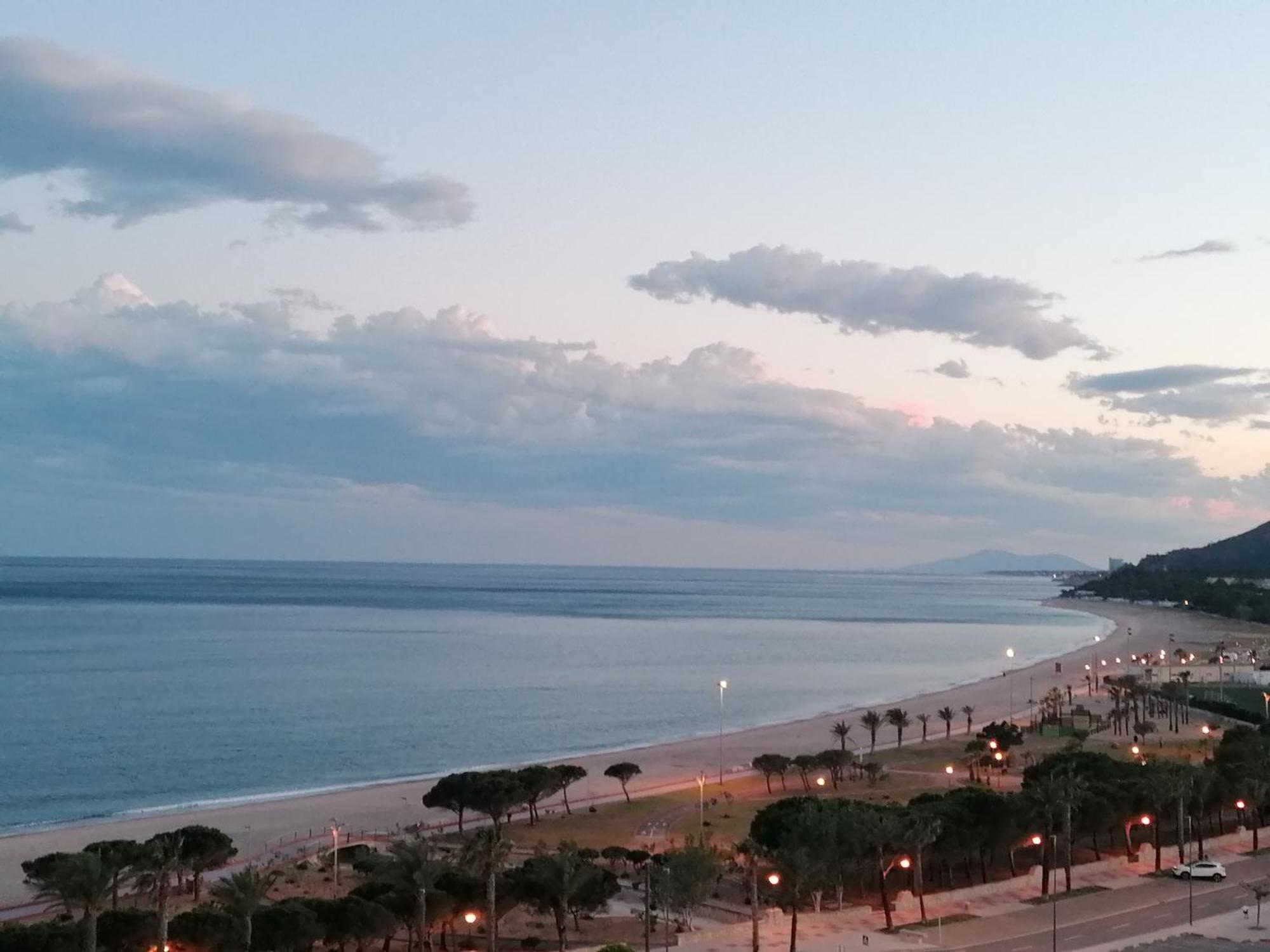 Apartamento Con Terraza, Vistas Playa Y Montana L'L'Hospitalet de l'Infant Eksteriør bilde